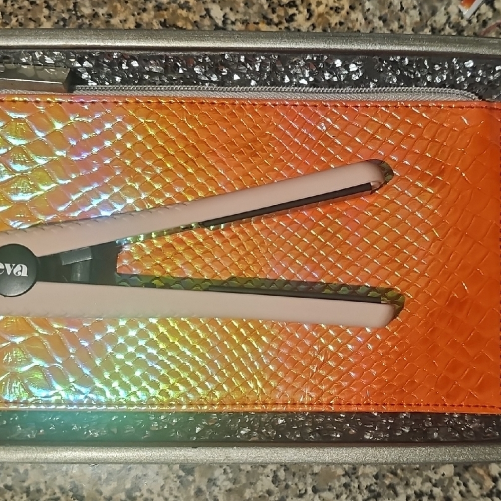 RARE Vintage Eva NYC Mini Hair Straightener & Croc Pleather Iridescent Bag NIB